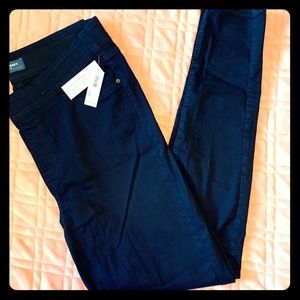 NWT Old Navy Rockstar Jegging Black